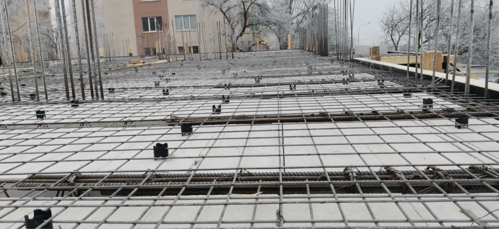 Монтаж перекрытия первого этажа