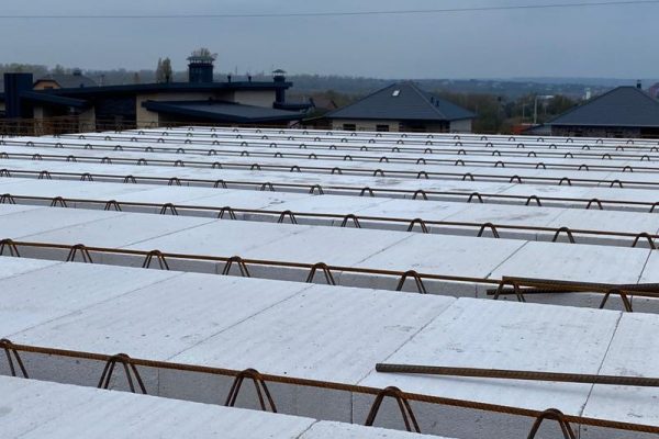 Монтаж газобетона в опалубку перекрытия